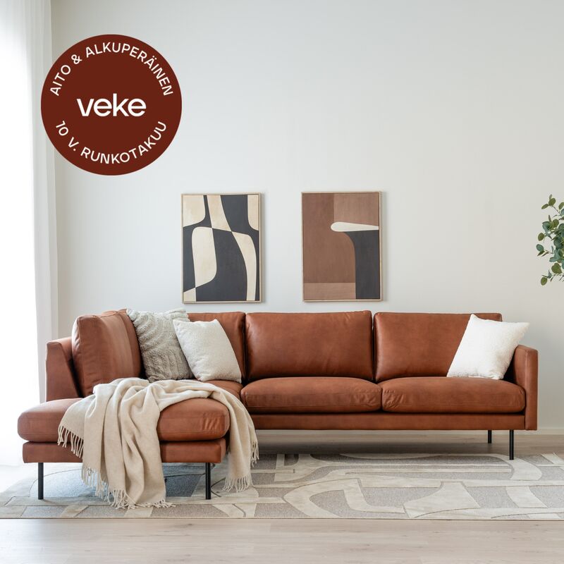 Scandic Copenhagen avokulmasohva vasen, konjakinruskea Kentucky 9, mustat jalat